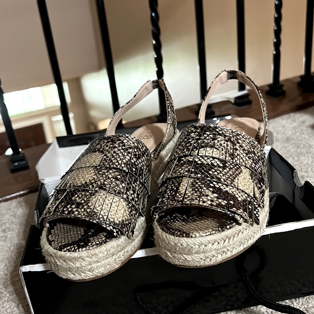 NEW LUCKY & BLESSED Rattle Me Snake print Sandals Size 7